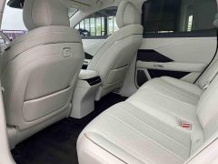 Toyota Platinum Wisdom 7 600 Pro - ფოტო 17