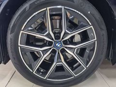 BMW i5 eDrive 35L Premium M Sport Package - ფოტო 12