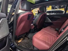 BMW i5 eDrive 35L Premium M Sport Package - ფოტო 5