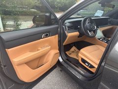 Li Auto ONE Extended Range 6-Seater - ფოტო 8