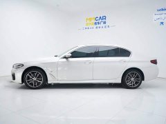 BMW 5 Series Facelift 525Li M Sport Package - ფოტო 9