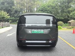Li Auto Li Xiang MEGA Ultra - ფოტო 4