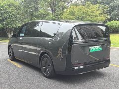 Li Auto Li Xiang MEGA Ultra - ფოტო 5