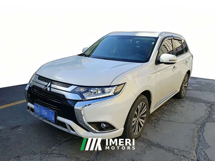 Mitsubishi Outlander Facelift 2.0L FWD Comfort 5-Seater - ავტომობილი ჩინეთიდან