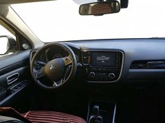Mitsubishi Outlander Facelift 2.0L FWD Comfort 5-Seater - ფოტო 7