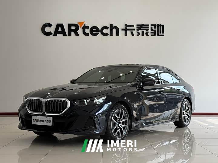 BMW 5 Series (Imported) 530i Leading M Sport Package - ავტომობილი ჩინეთიდან