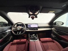 BMW 5 Series (Imported) 530i Leading M Sport Package - ფოტო 11