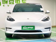 Tesla Model Y Performance - ფოტო 4