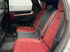 Porsche Cayenne Coupé 3.0T - ფოტო 12