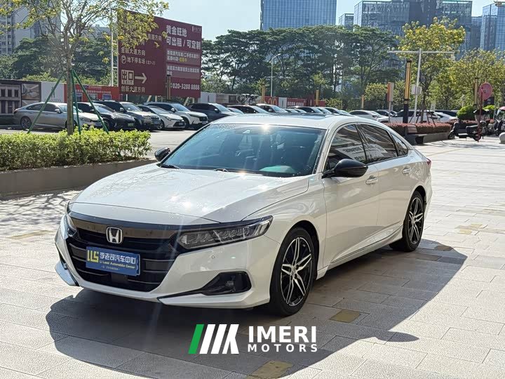 Honda Accord Sharp Hybrid 2.0L Phantom Night Sharp Intelligent Edition