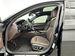 BMW 5 Series 530Li Luxury M Sport Package - ფოტო 12