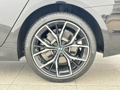 BMW 5 Series 530Li Luxury M Sport Package - ფოტო 16
