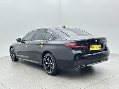 BMW 5 Series 530Li Luxury M Sport Package - ფოტო 4