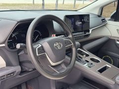 Toyota Sienna 2.5L Hybrid Comfort Edition - ფოტო 6