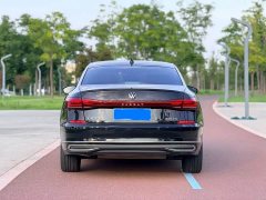 Volkswagen Passat 330TSI Luxury - ფოტო 5
