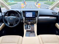 Toyota Vellfire Crown Twin Engine 2.5L HV Premium Edition - ფოტო 16