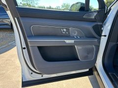 NIO ES8 Six-Seat Executive Luxury Edition - ფოტო 15
