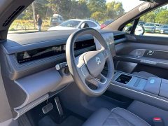 NIO ES8 Six-Seat Executive Luxury Edition - ფოტო 16