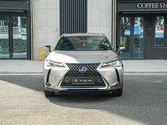 Lexus UX 260h Exploration & Interest Edition - фото 2