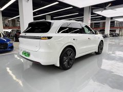 Li Auto L6 Max - ფოტო 13