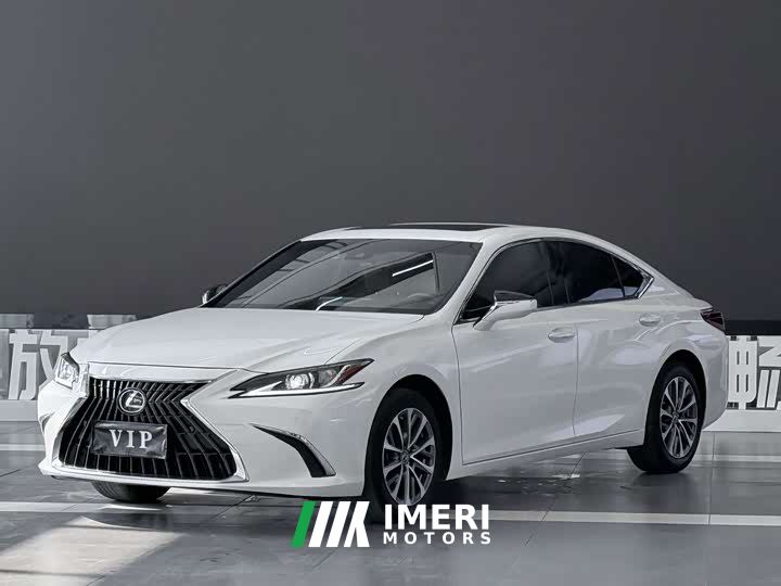 Lexus ES 200 Excellence Edition