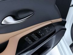 Lexus ES 200 Excellence Edition - photo 19