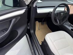 Tesla Model Y Rear-Wheel Drive - ფოტო 5