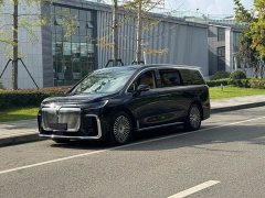 Voyah Lantu Dreamchaser PHEV AWD Excellence Kunpeng Edition - ფოტო 1