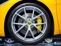 Lotus Emira 2.0T DCT First Edition - фото 2