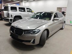 BMW 5 Series 525Li Luxury Package - ფოტო 1