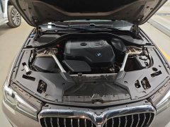 BMW 5 Series 525Li Luxury Package - ფოტო 12