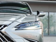 Lexus ES 300h Edition - ფოტო 2