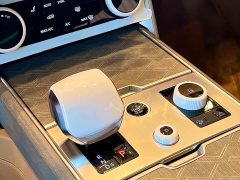 Land Rover Range Rover 3.0 L6 400PS SV Prestige Genesis Extended Wheelbase 4-Seater - ფოტო 5