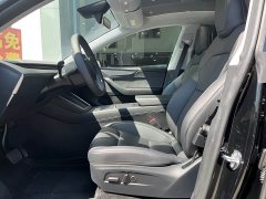 Tesla Model Y Long Range All-Wheel Drive - ფოტო 4
