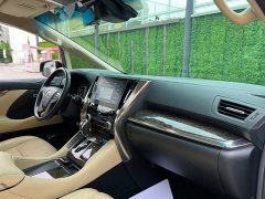 Toyota Alphard Hybrid 2.5L Premium Edition - ფოტო 11