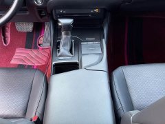 Lexus ES 200 Excellence Edition - ფოტო 17