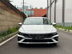 Hyundai Elantra 1.5L CVT GLX Elite - ფოტო 2
