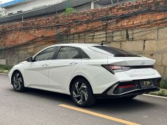 Hyundai Elantra 1.5L CVT GLX Elite - ფოტო 7
