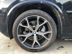 BMW X5 xDrive 30Li M Sport Exclusive Night Edition Package - ფოტო 19