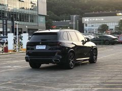 BMW X5 xDrive 30Li M Sport Exclusive Night Edition Package - ფოტო 3