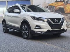 Nissan Qashqai 2.0L CVT XV Premium Luxury - ფოტო 3