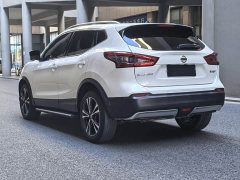 Nissan Qashqai 2.0L CVT XV Premium Luxury - ფოტო 6