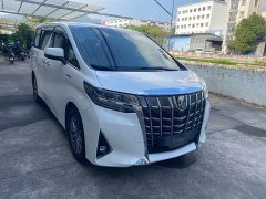 Toyota Alphard Hybrid 2.5L Luxury - ფოტო 2