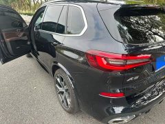 BMW X5 Facelift xDrive 40Li M Sport Package - ფოტო 4