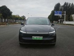 Tesla Model Y Rear-Wheel Drive - ფოტო 2