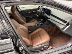 Toyota Camry Dual-Engine 2.0HGVP Luxury Edition - ფოტო 10