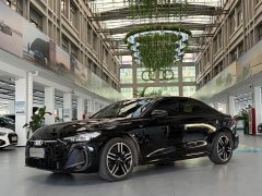 Audi A5L 2.0T Sport Plus - ფოტო 1