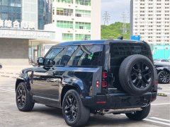 Land Rover Defender Facelift 90 3.0T P400 XS - ფოტო 10
