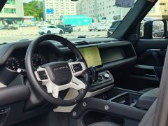 Land Rover Defender Facelift 90 3.0T P400 XS - ფოტო 4