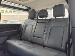 Land Rover Defender Facelift 90 3.0T P400 XS - ფოტო 9